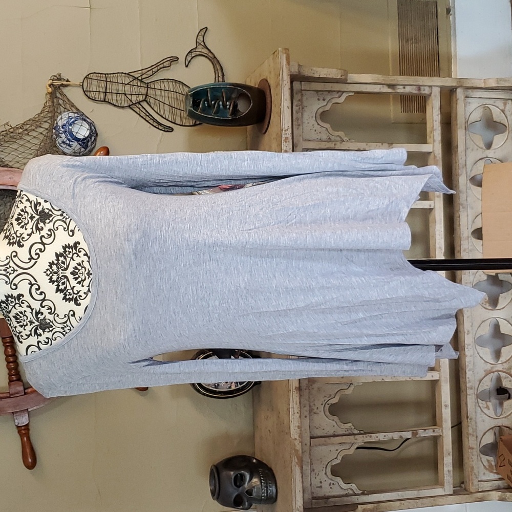 Sharkbite Hem Tunic Top